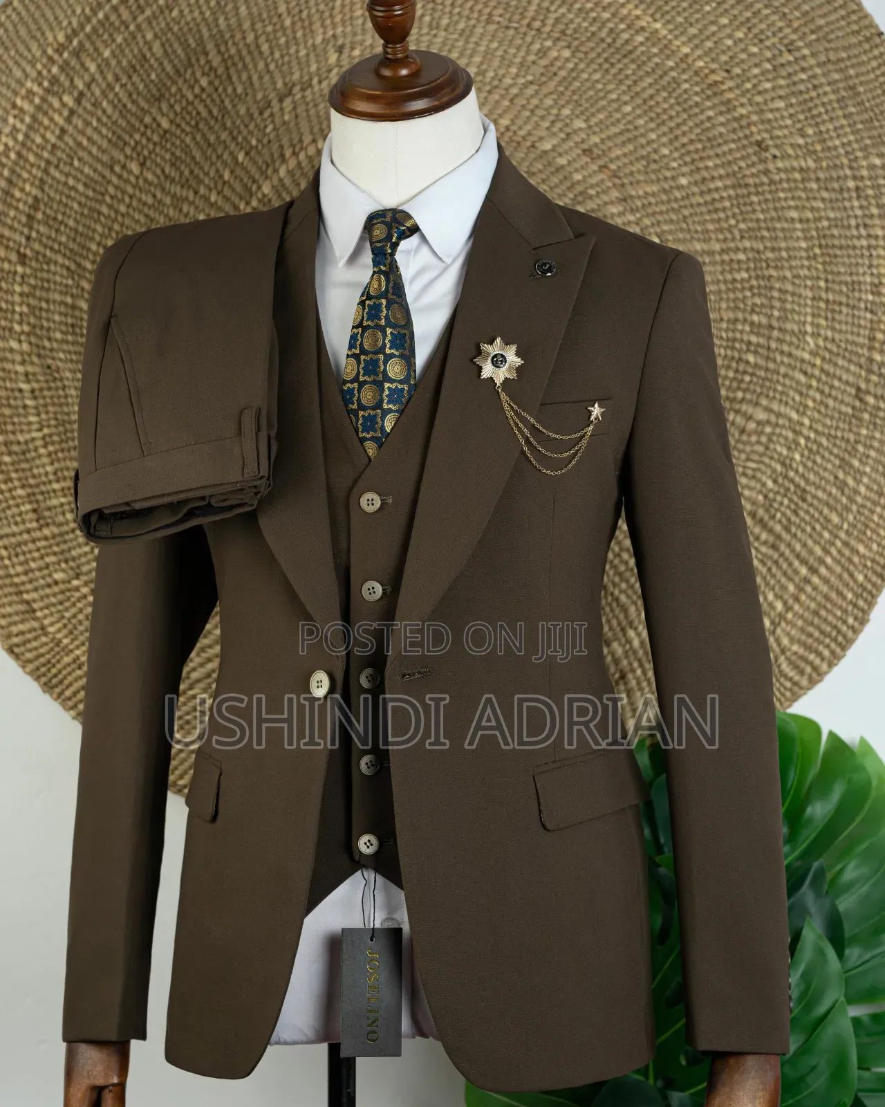 Royal Crown Suit🔥
✨premium Male Suit Available
Suti Zenye Muonekano