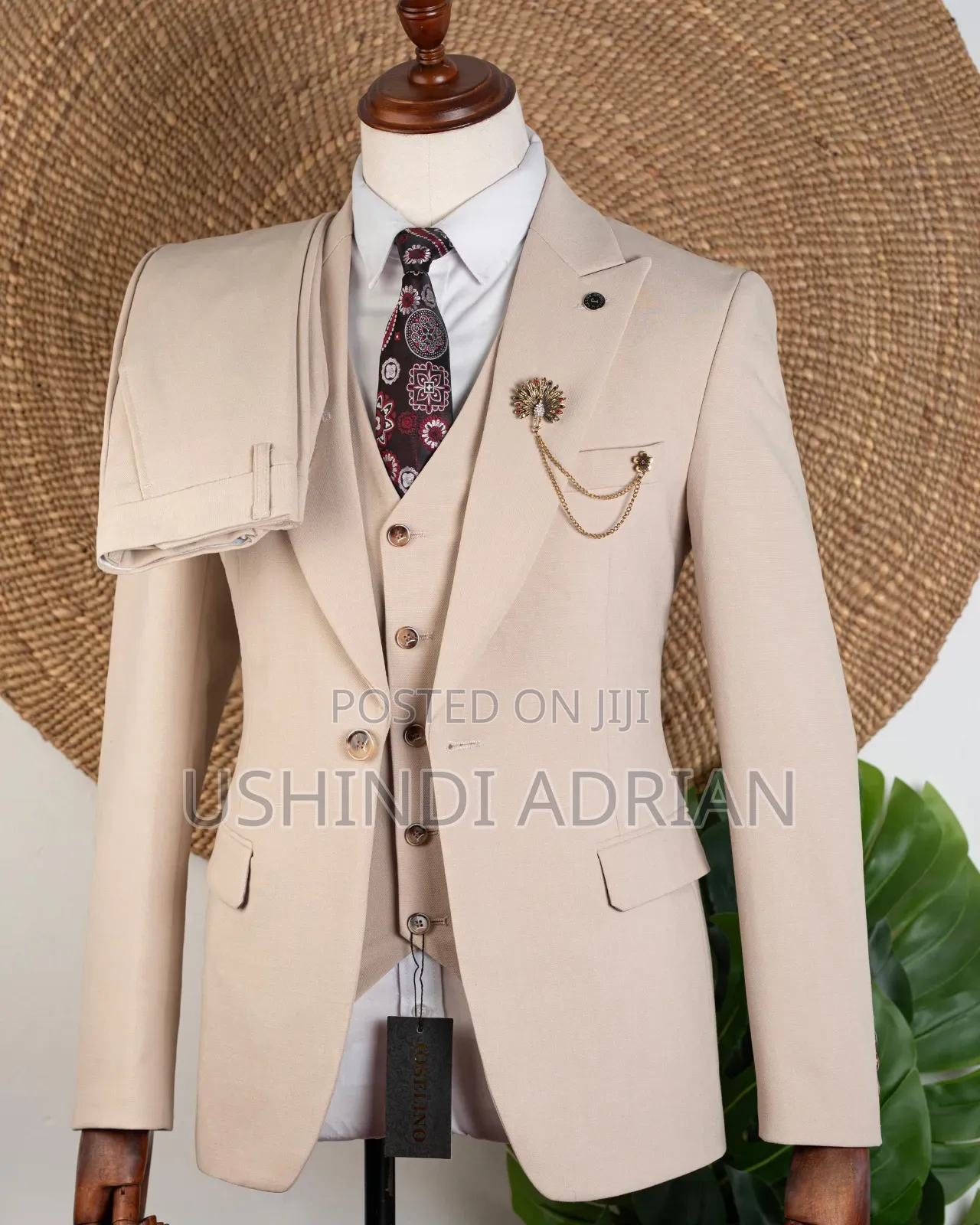 Royal Crown Suit🔥
✨premium Male Suit Available
Suti Zenye Muonekano