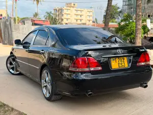 Toyota Crown 2007 Black