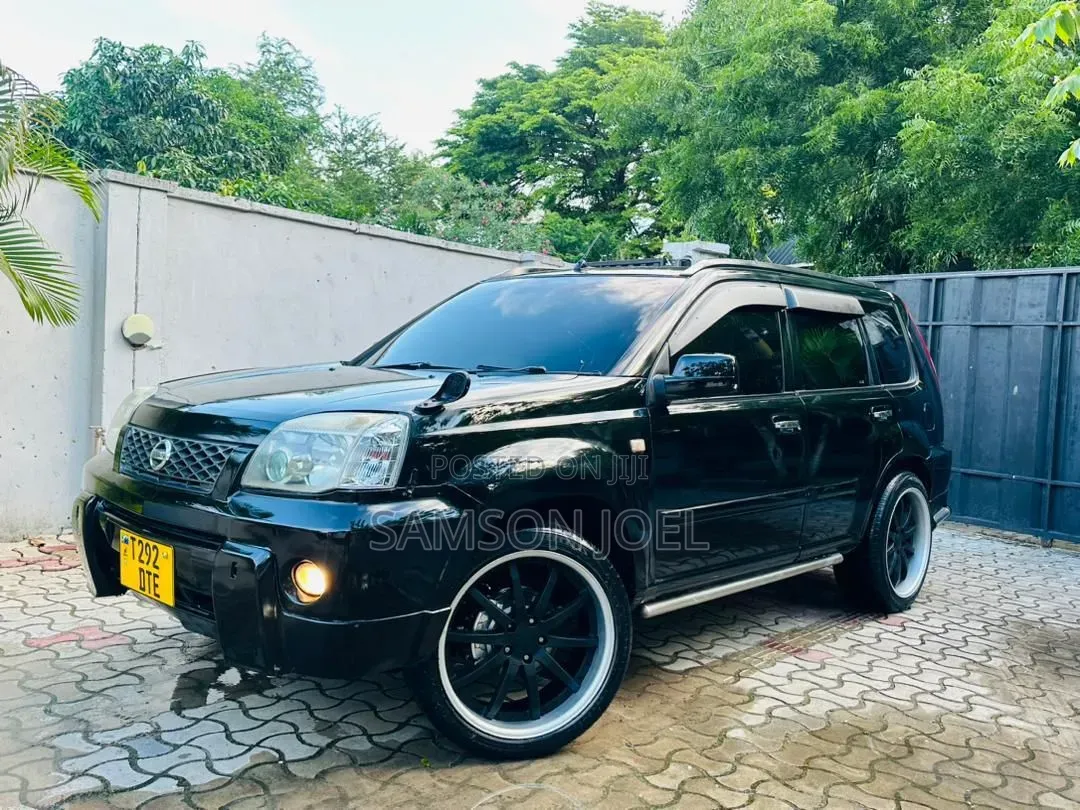 Nissan X-Trail 2001 Black