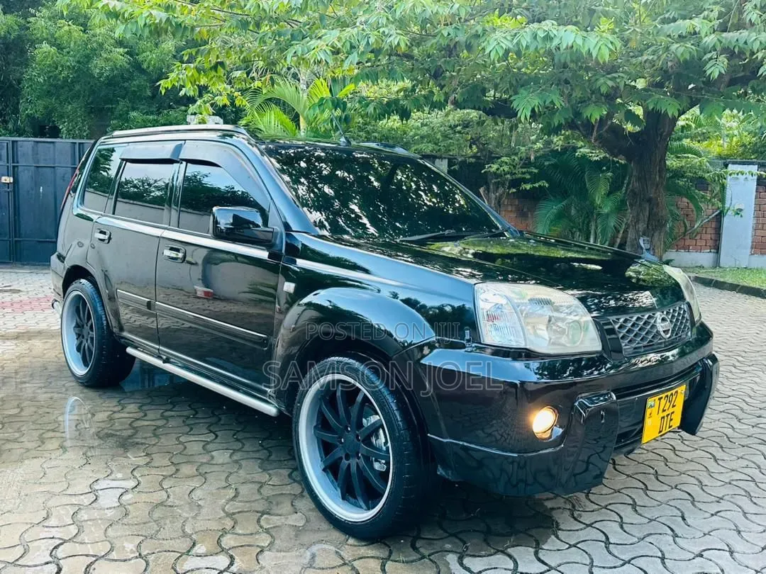 Nissan X-Trail 2001 Black