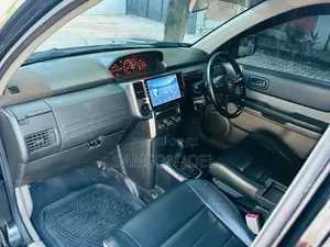 Nissan X-Trail 2001 Black