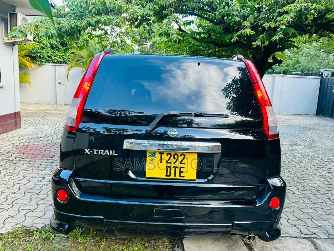 Nissan X-Trail 2001 Black