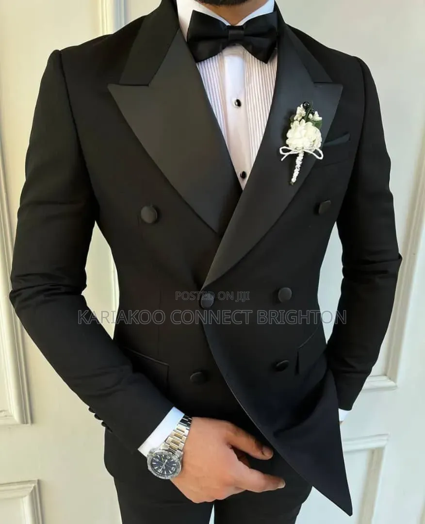 Royal Groom Tuxedo