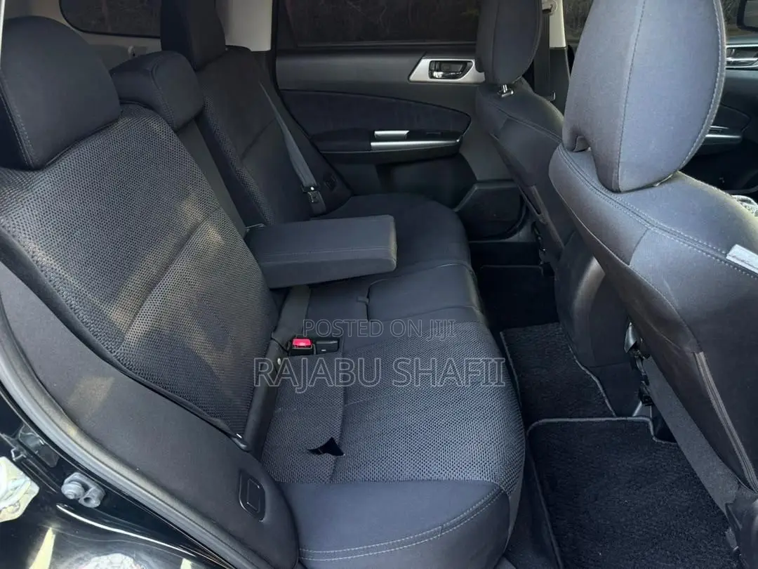 Subaru Forester 2012 Black