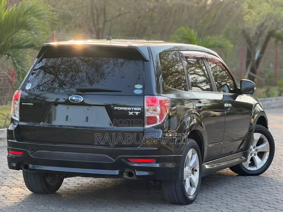 Subaru Forester 2012 Black