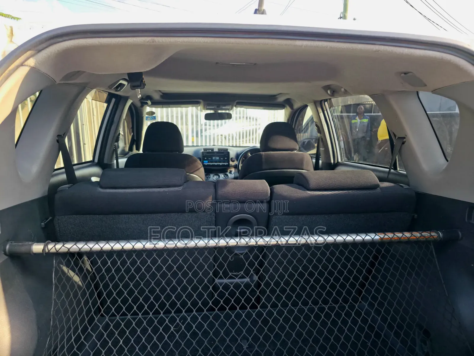 Toyota RAV4 1999 White