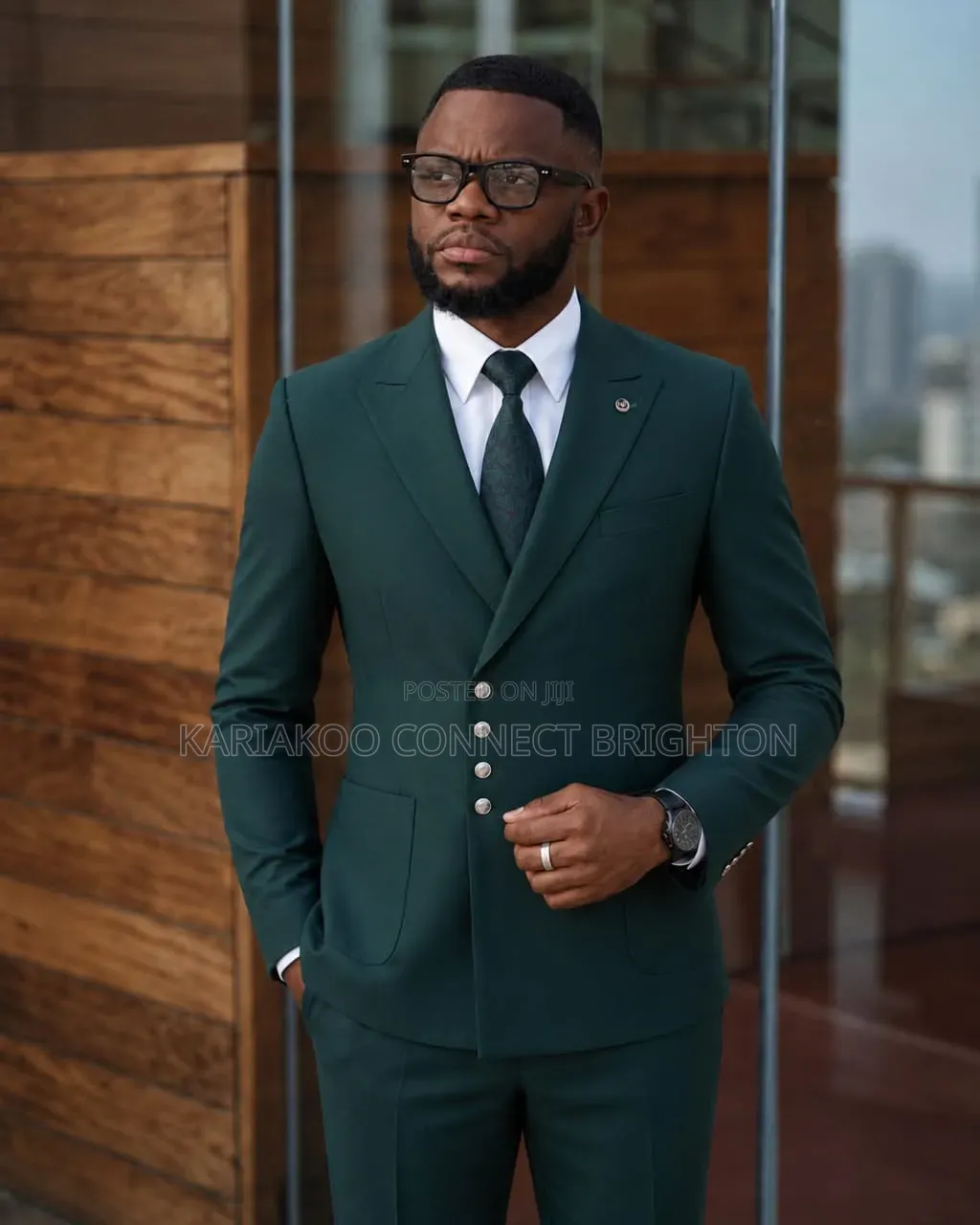 Emerald Executive Suit