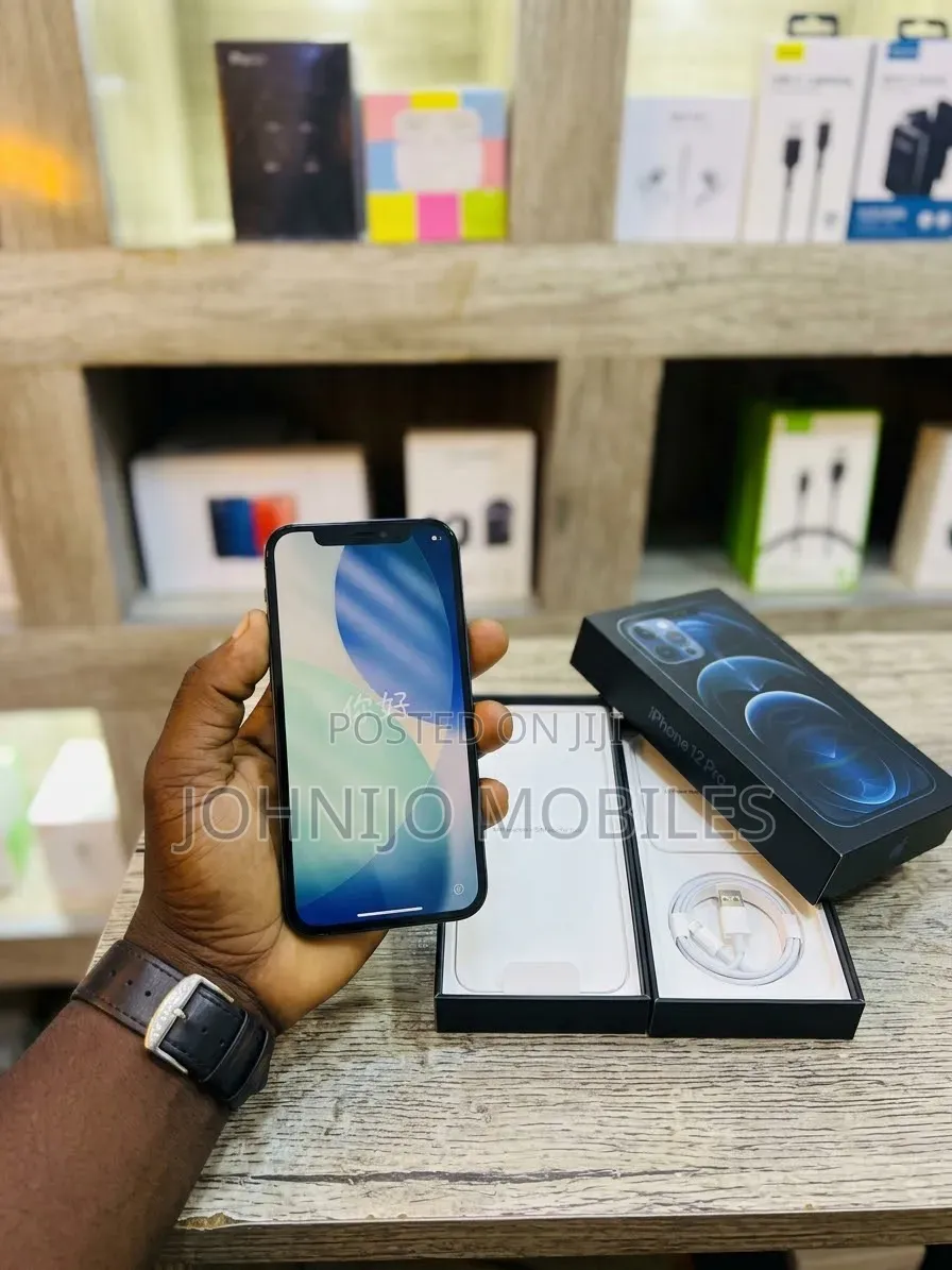 New Apple iPhone 12 Pro 256 GB Gold
