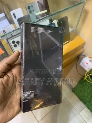 New Samsung Galaxy S22+ 5G 256 GB