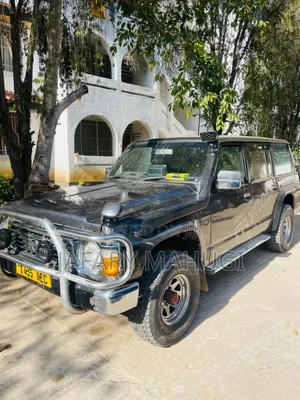 Nissan Patrol 1999 Gray
