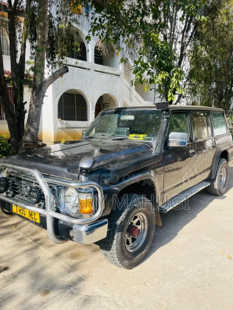 Nissan Patrol 1999 Gray
