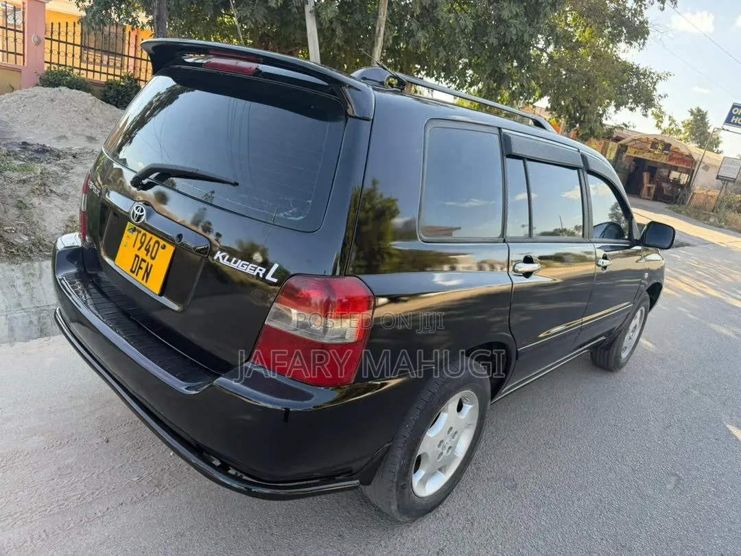 Toyota Kluger 2006 Black