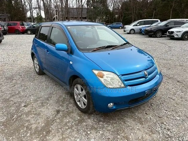 Toyota IST 2004 Pearl