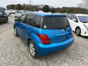 Toyota IST 2004 Pearl