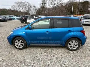 Toyota IST 2004 Pearl