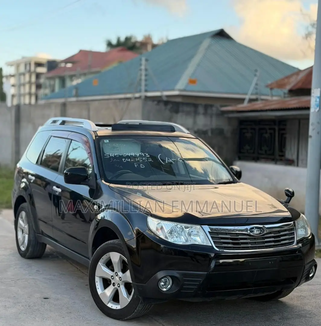 Subaru Forester 2011 Black