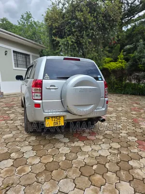 Suzuki Grand Vitara 2018 Gray