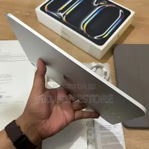 New Apple iPad Pro 11 (2024) 512 GB Silver