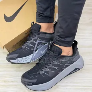 Nike Trail Running Sneakers