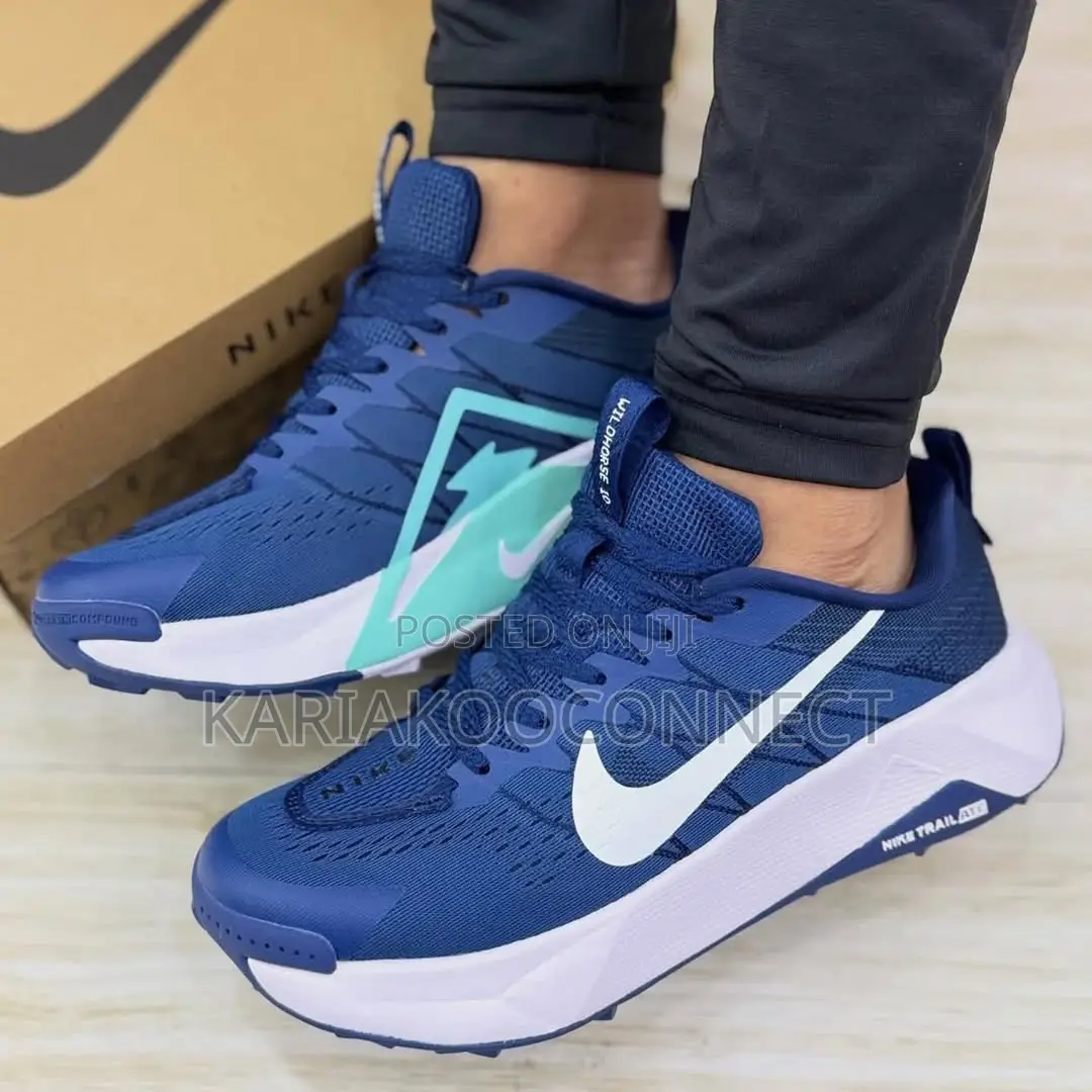Nike Trail Running Sneakers