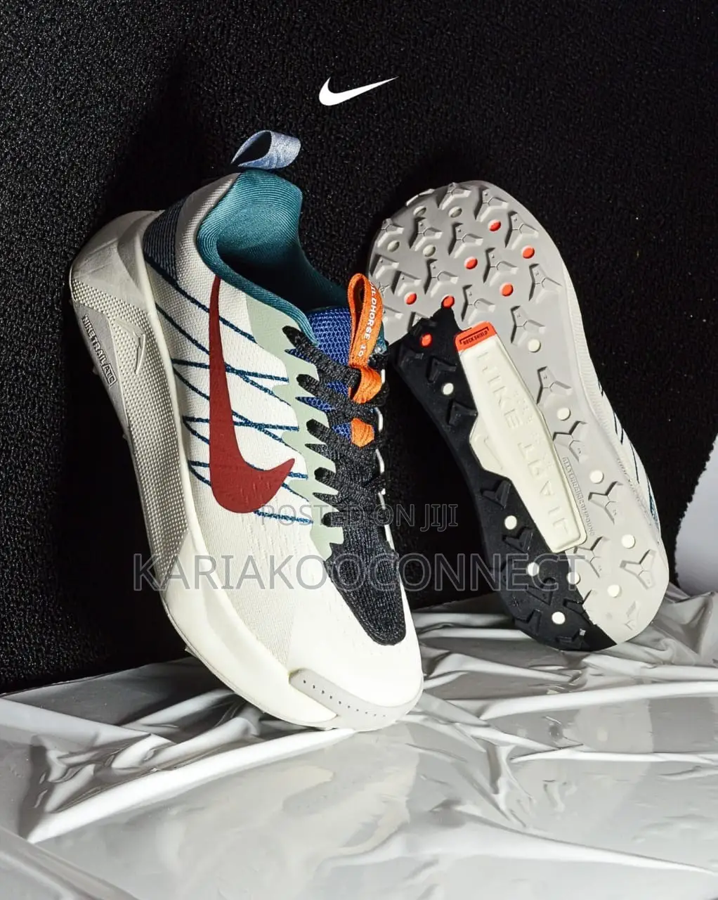 Nike Trail Running Sneakers