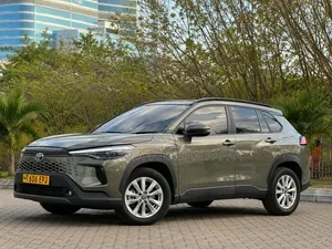 Toyota Corolla Cross 2025 Gray