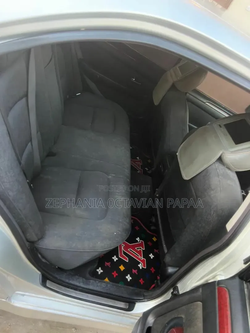 Toyota Corolla Cross 2025 Gray