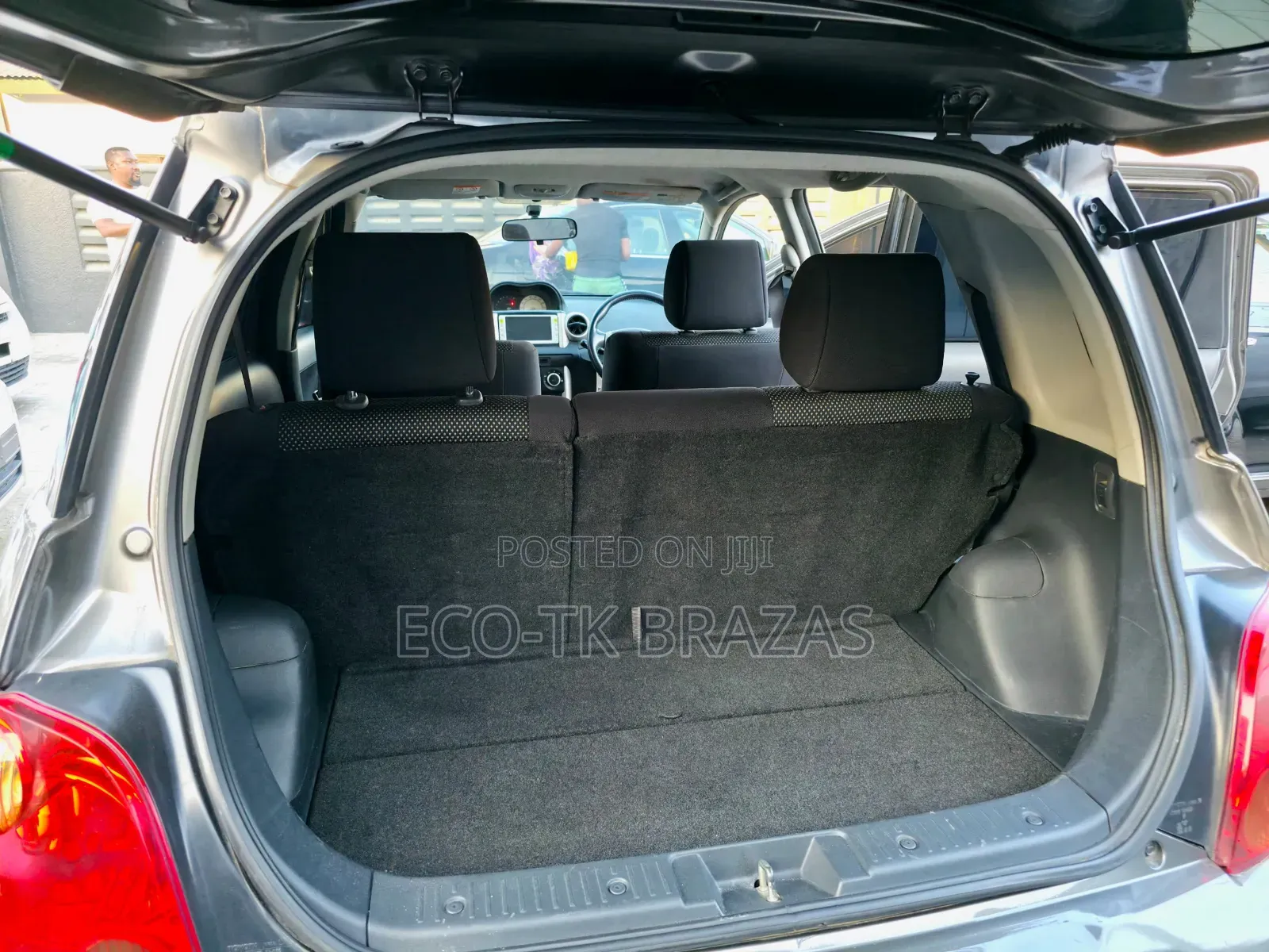Toyota IST 2005 Gray