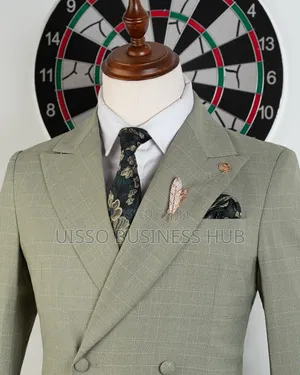Classic Fashion Wearing Suit