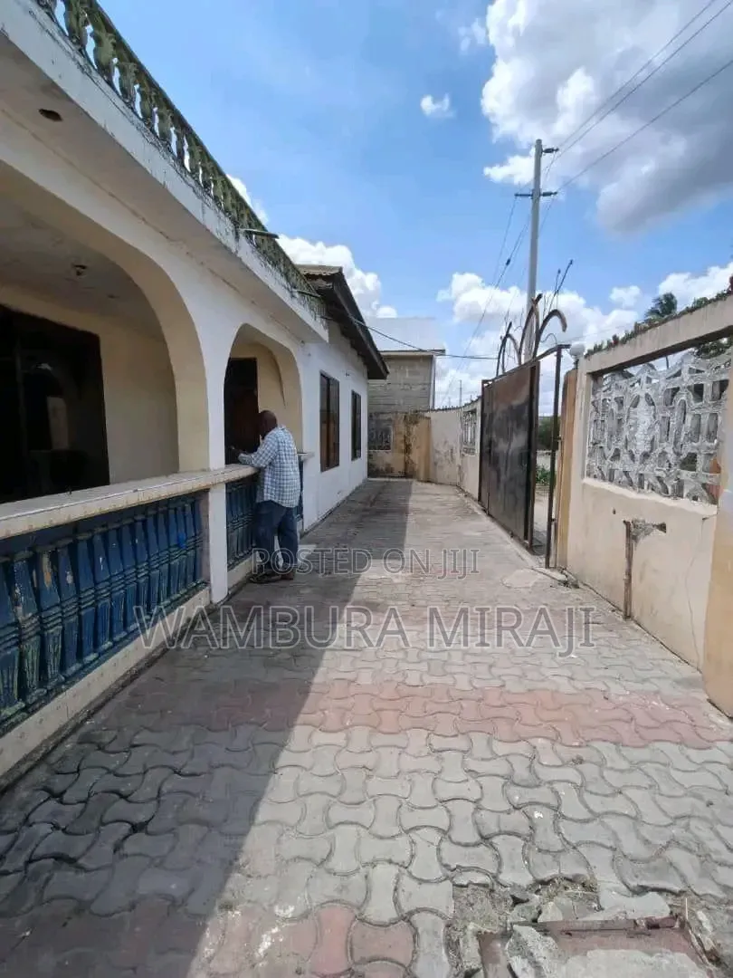 Furnished 3bdrm Block of Flats in Temeke for sale