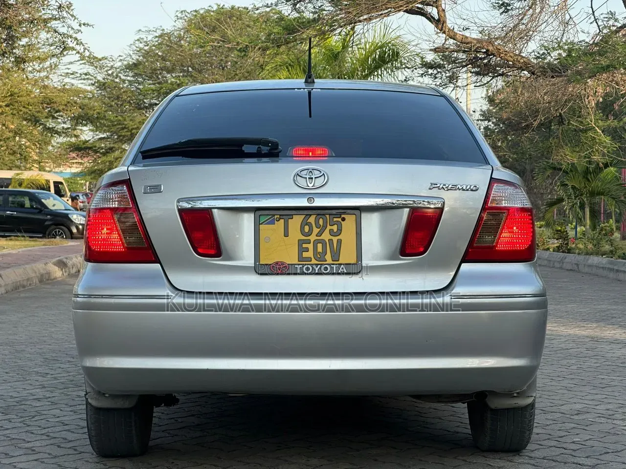 Toyota Premio 2005 Silver