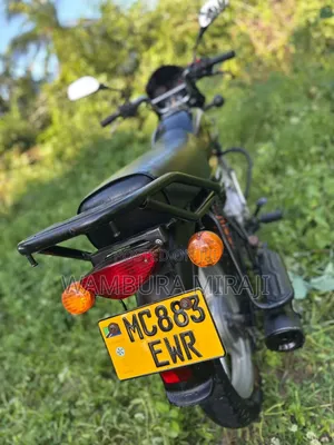 Bajaj Boxer 125 2026 Black