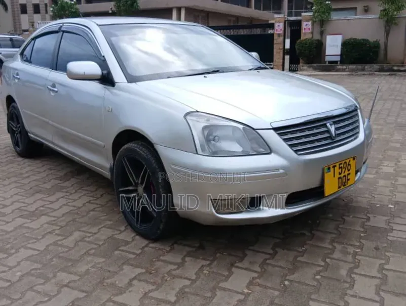 Toyota Premio 2004 Silver