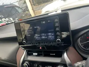 Toyota Harrier 2022 Black