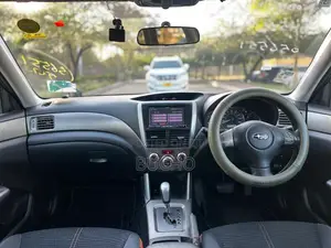 Subaru Forester 2010 Black