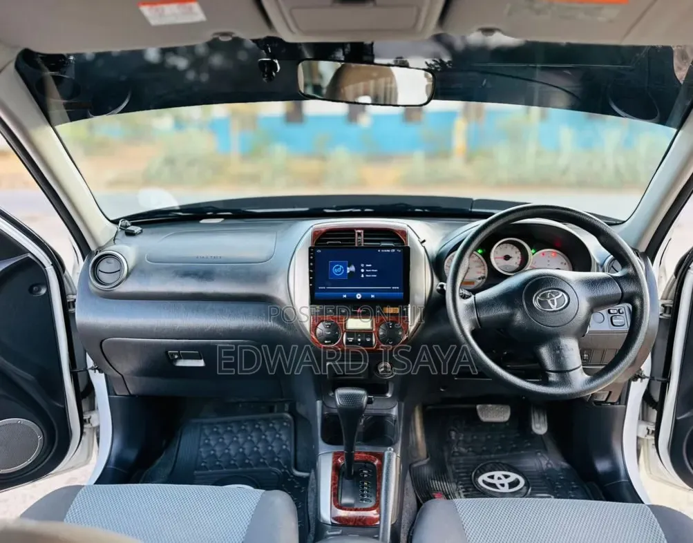 Toyota RAV4 2005 Pearl