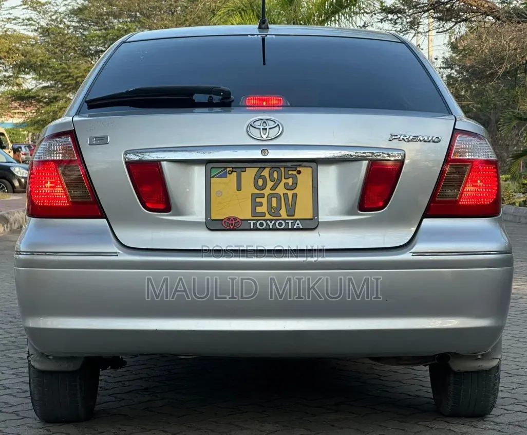 Toyota Premio 2005 Silver