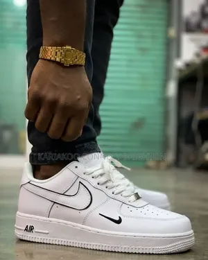Nike Air Force 1 Leather