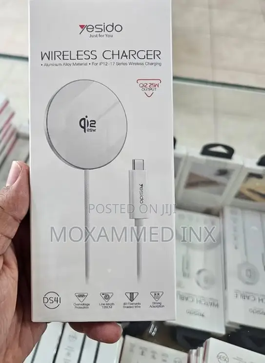 DS41 Yesido Magnetic Fast Wiresless Charging Charger MagSafe