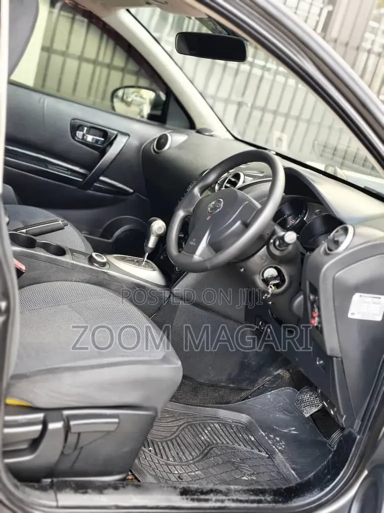 Nissan Dualis 2009 Gray