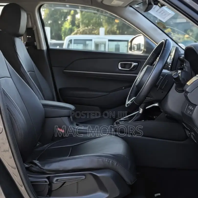 Honda Vezel 1.5 Hybrid 4WD 2021 Gray