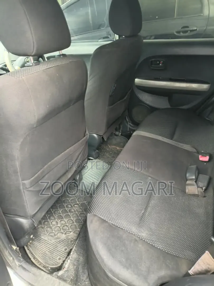 Toyota IST 2006 Silver