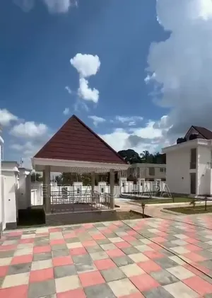 8bdrm Bungalow in Goba Center for sale