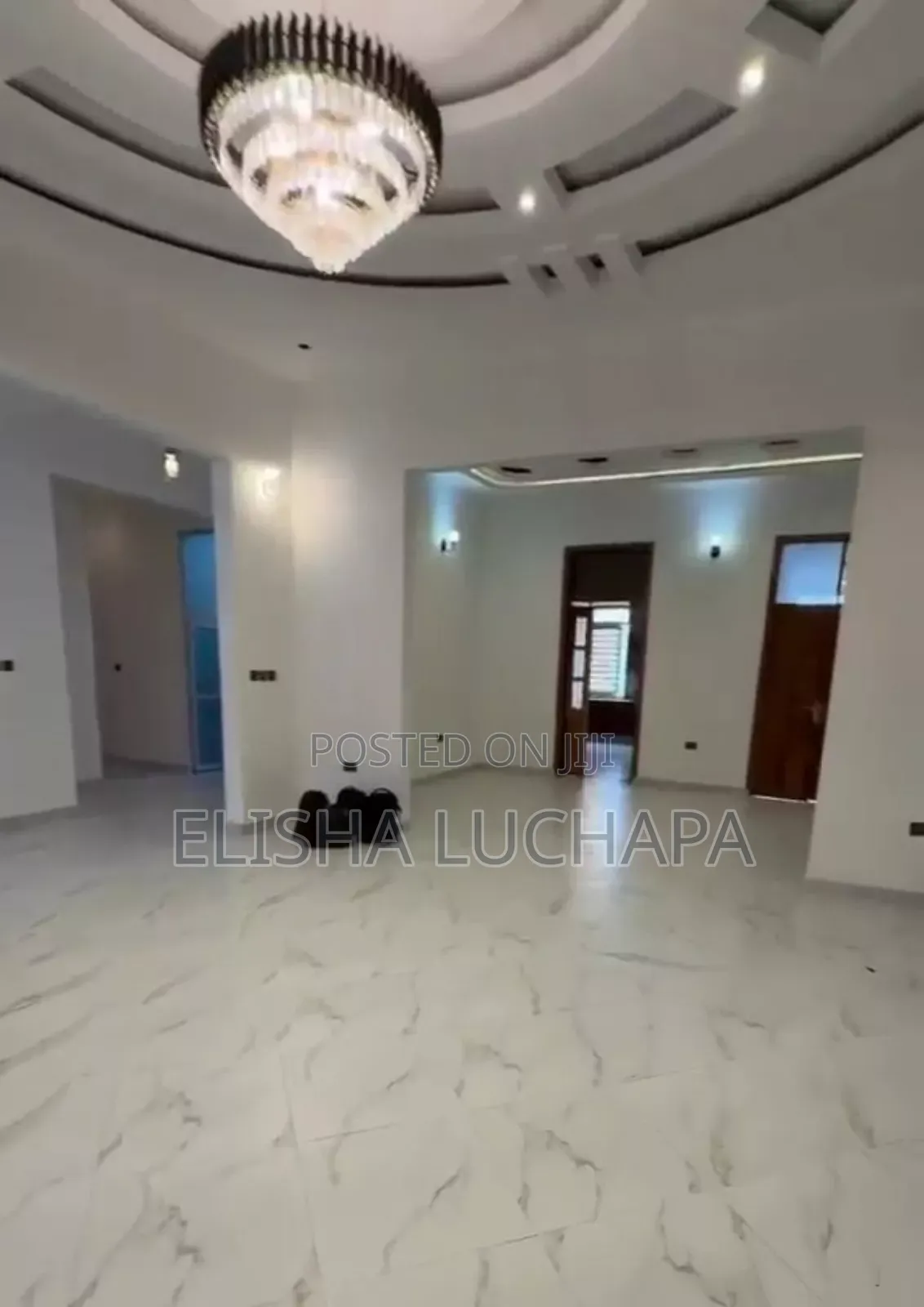 8bdrm Bungalow in Goba Center for sale