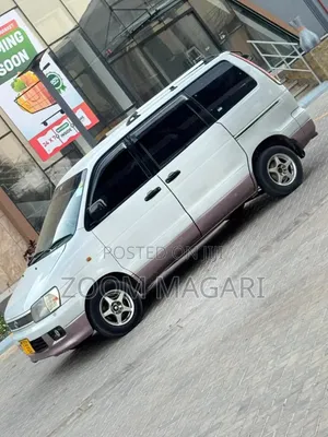 Toyota Noah 2001 Silver