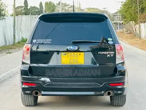 Subaru Forester 2010 Black