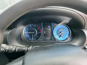 Toyota Fortuner 2023 Silver