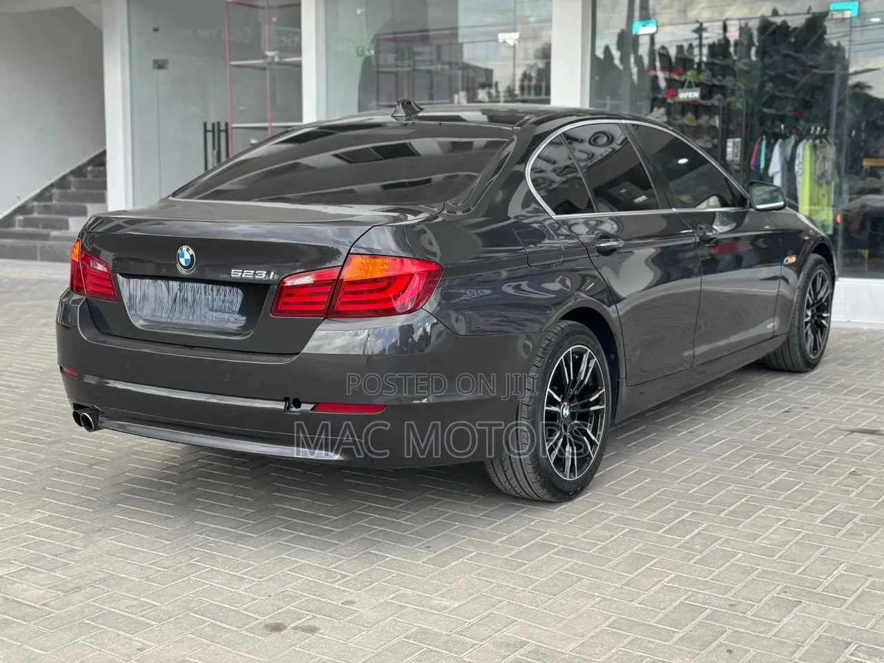 BMW 523i 2013 Gray