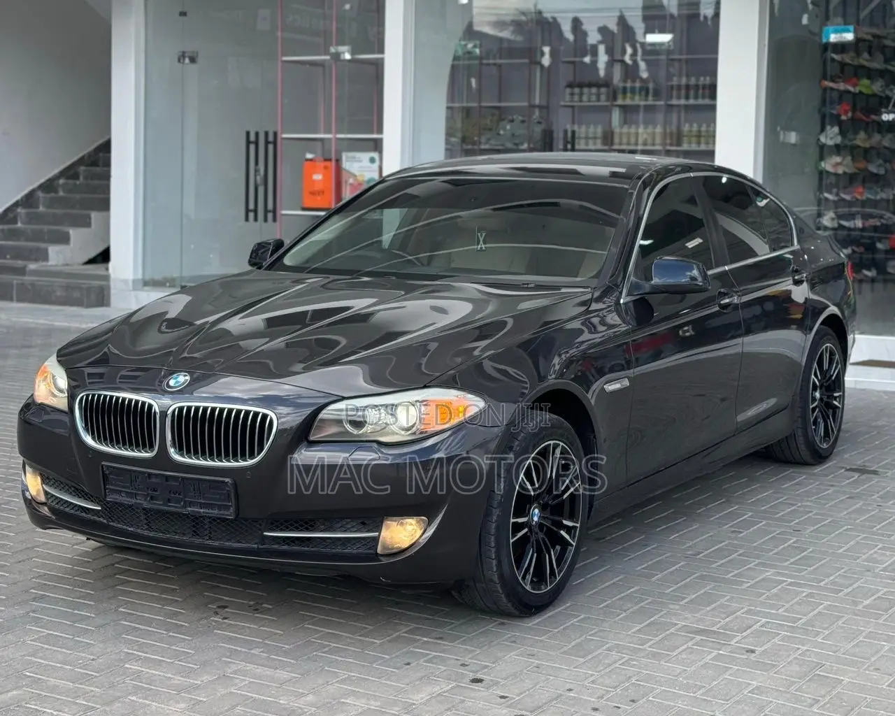 BMW 523i 2013 Gray